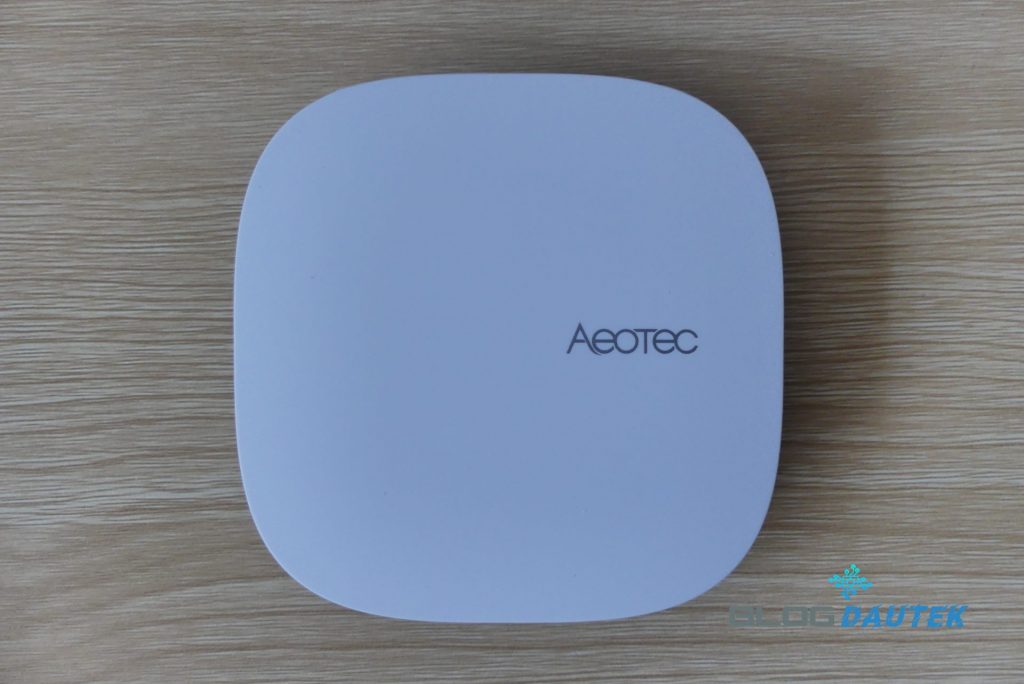 Smart home hub 2 Aeotec