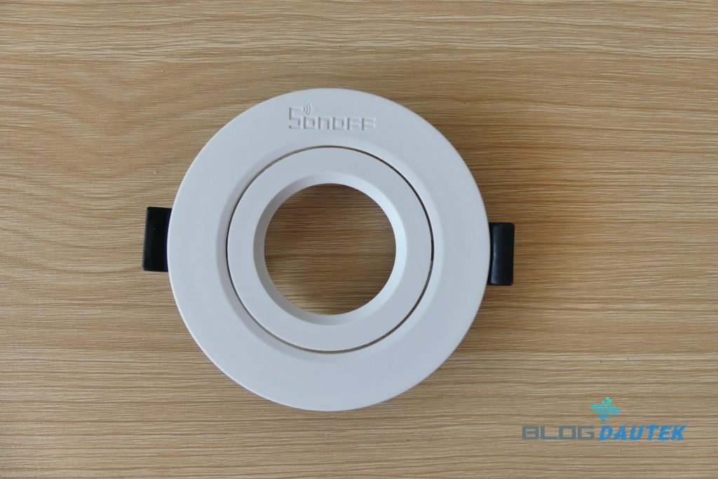 Adaptateur encastre Sonoff 11
