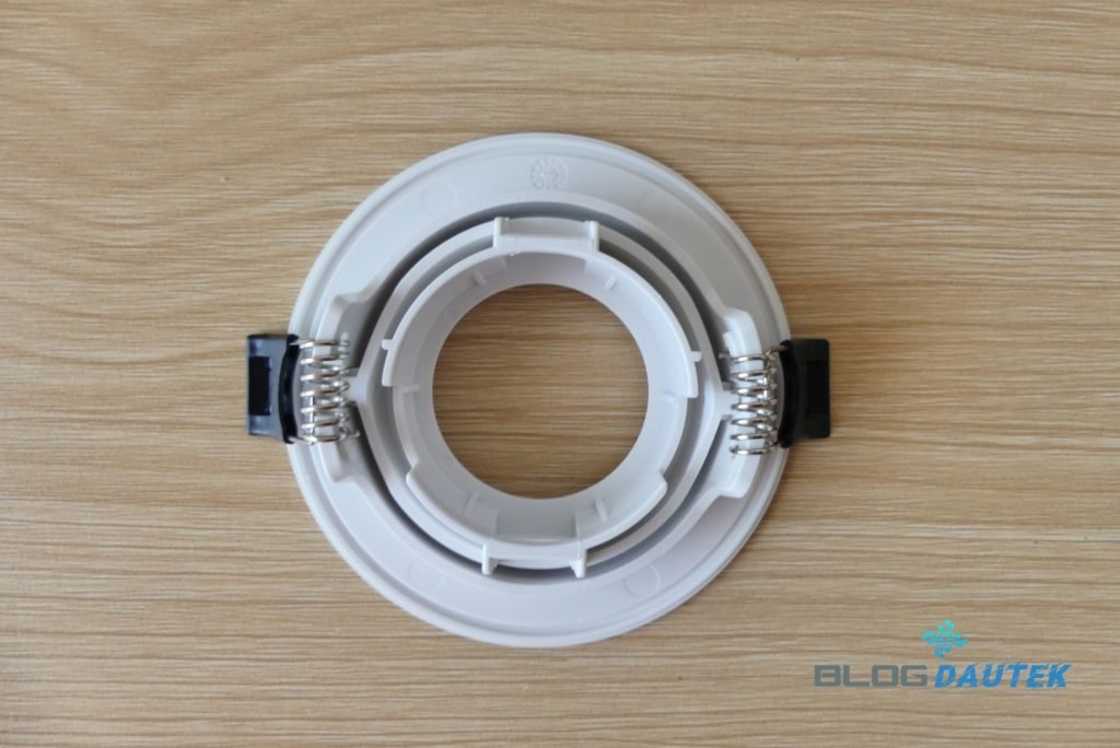 Adaptateur encastre Sonoff 12